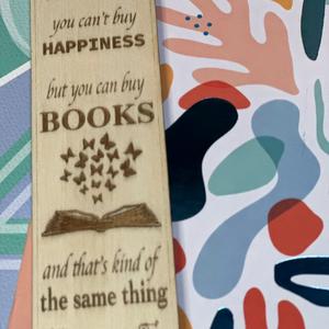 Elegant Balsa Wood Bookmark for the Literary Enthusiast